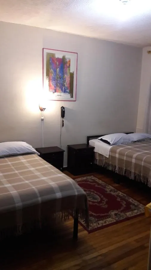 Hostal Santa Maria Gracia Quito Ecuador