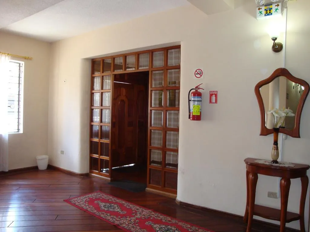 ** Gasthuis Hostal Santa Maria Gracia Quito Ecuador